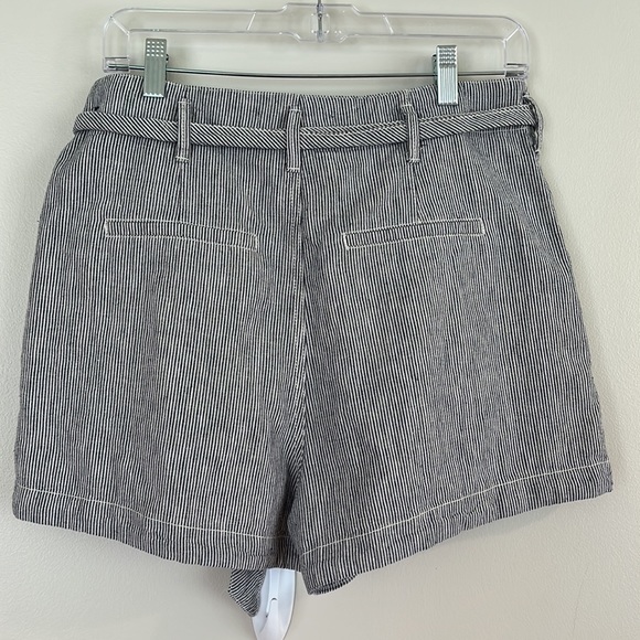 Abercrombie & Fitch high rise blue white stripe linen blend belted sho… - Picture 3 of 7